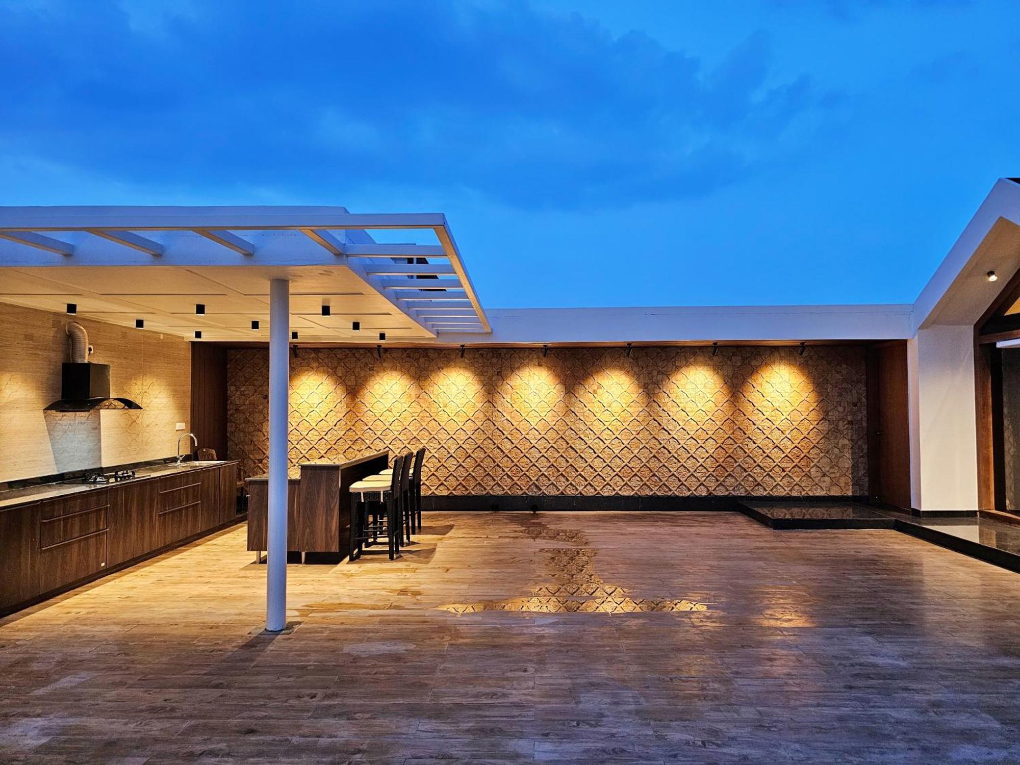 The Pentouz On 100 Feet Road Indiranagar - An Urban Luxury Retreat Appartement Bangalore Buitenkant foto